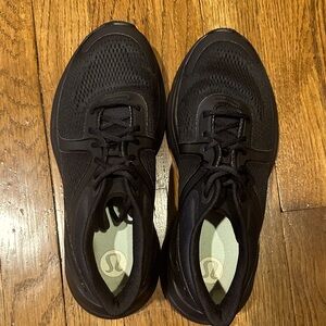Lululemon Blissfeel Women’s running shoe